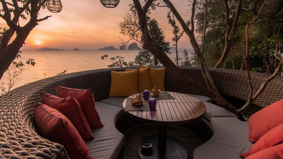 Bird's Nest Dining in Krabi Banyan Tree