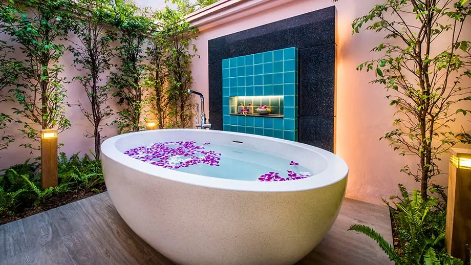 Banyan Tree Thailand Phuket Accommodation - Banyan Pool Villa Exterior Bathtub