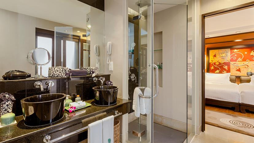 5 Star Luxury Hotel & Villa Resort in Phuket | Banyan Tree Phuket