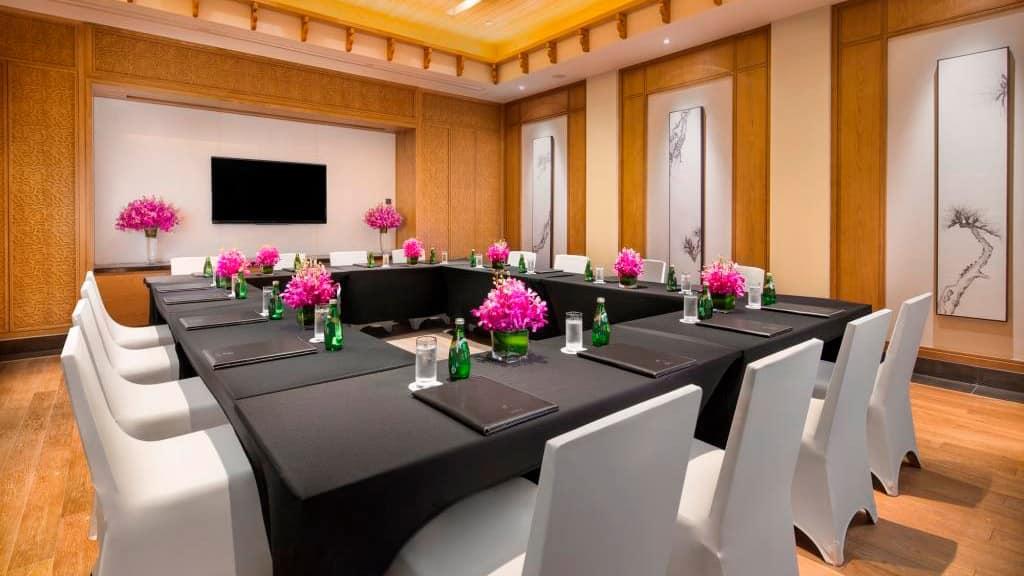 meetings-lianhua.jpg