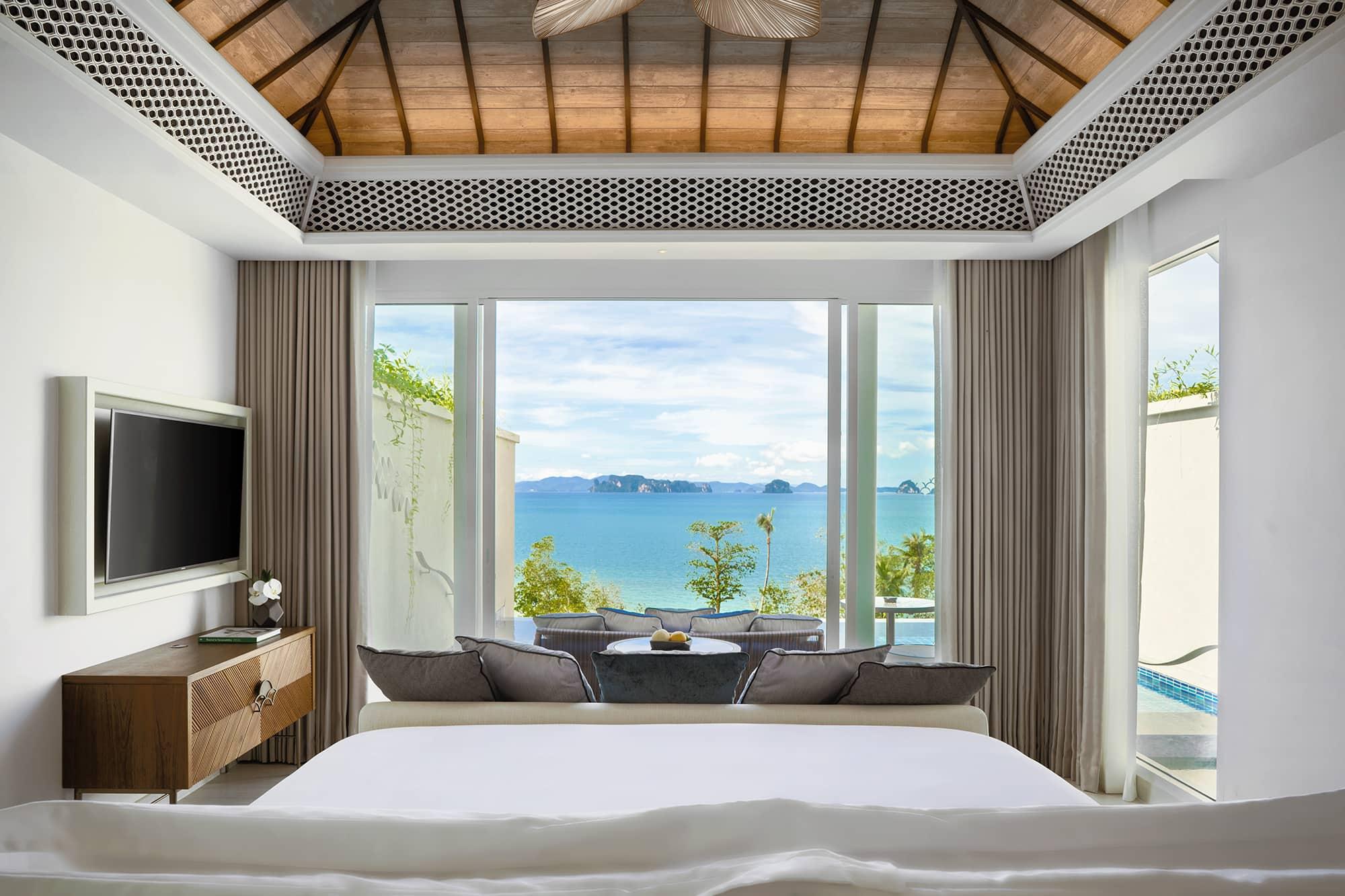Premium Ocean Pool Suite