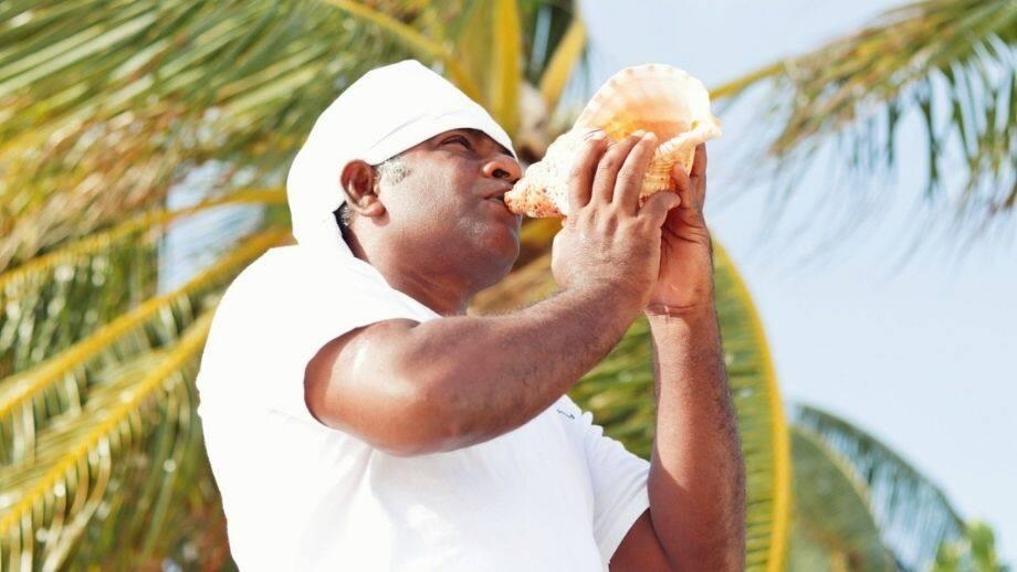Banyan Tree Vabbinfaru Maldives Call of Sangu Sunset Ritual