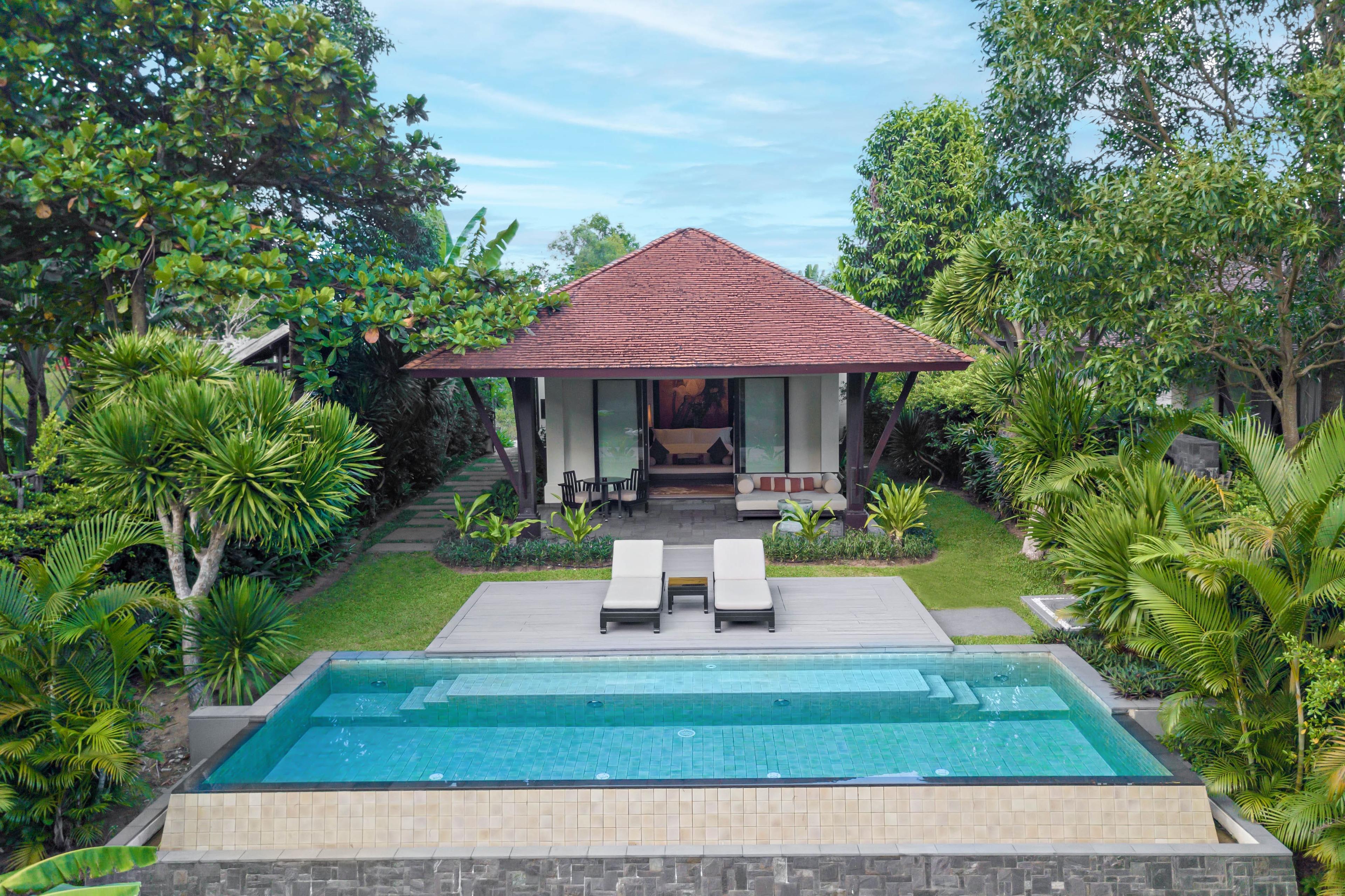 Lagoon Pool Villa