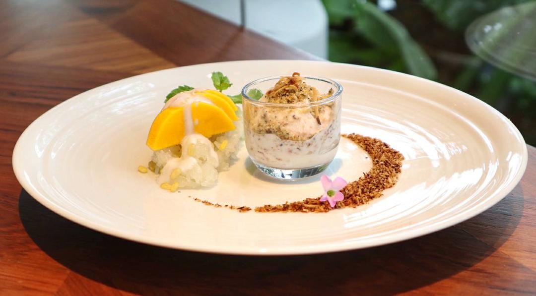 Bird's Nest Dining in Krabi Banyan Tree