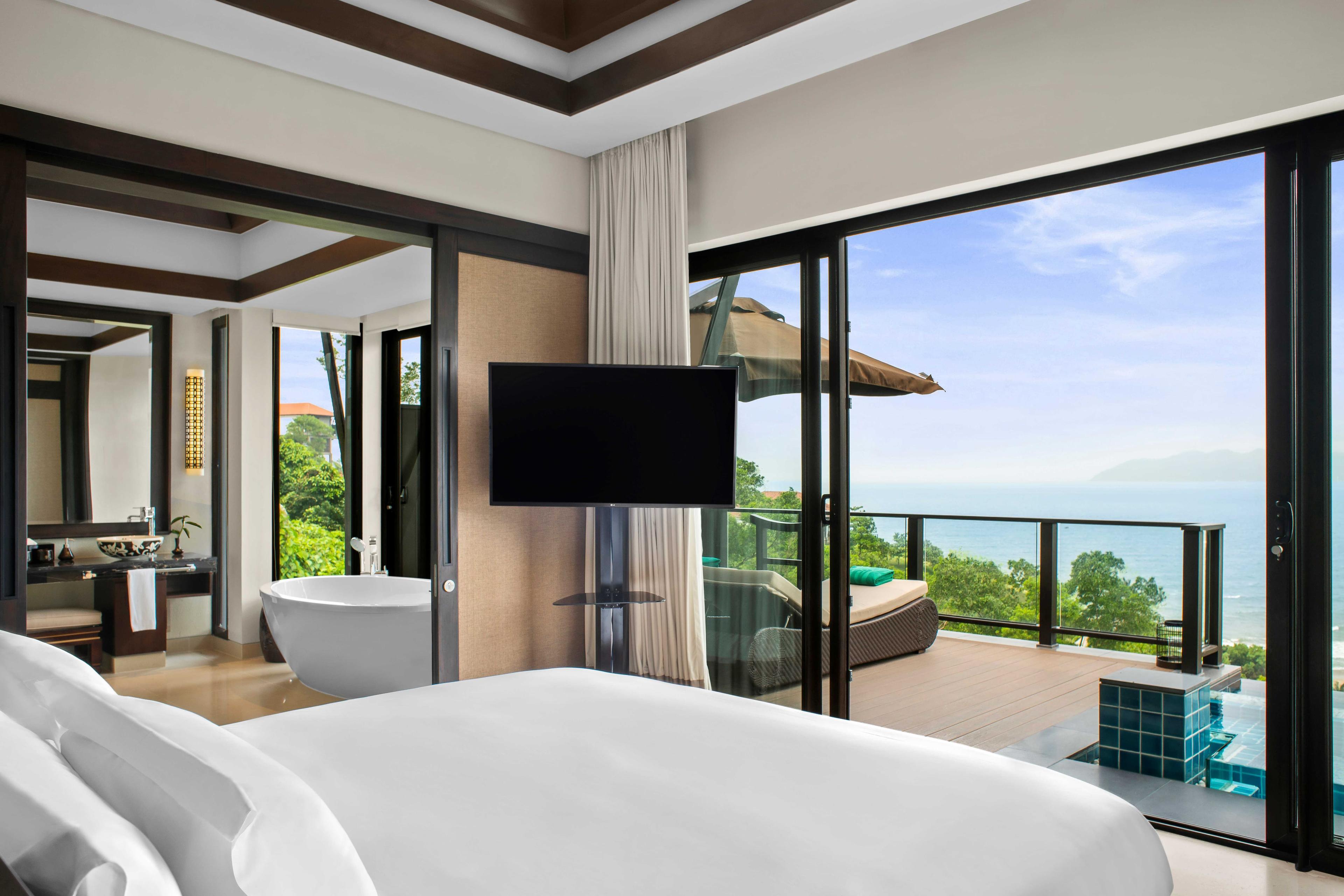 Three-bedroom Seaview Pool Villa