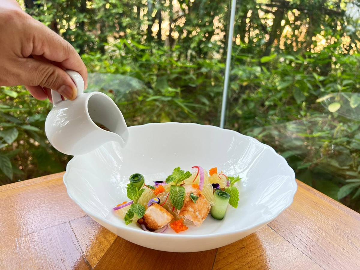 Bird's Nest Dining in Krabi Banyan Tree