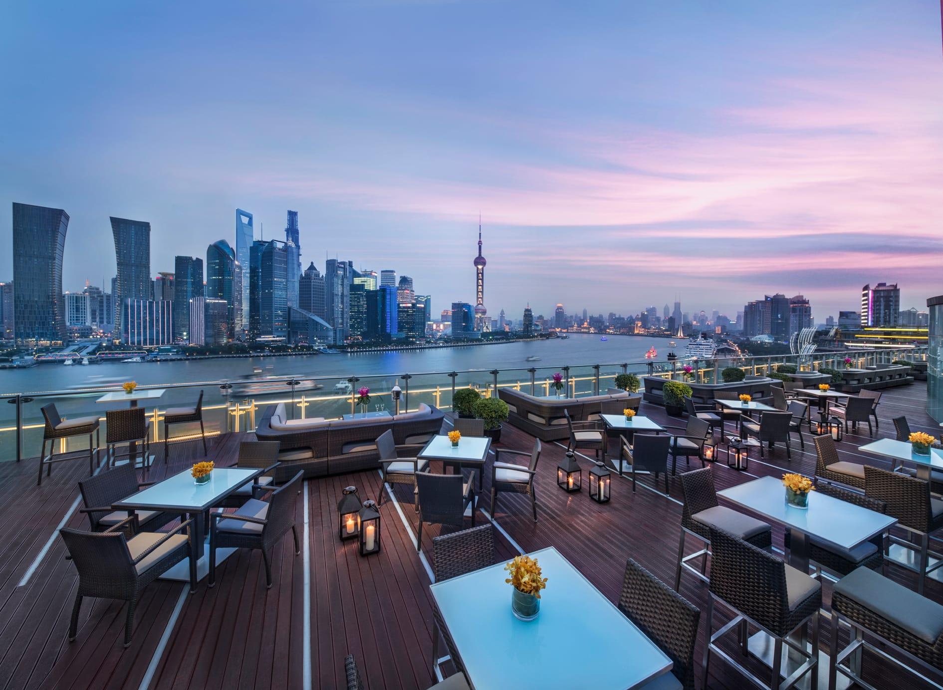 Banyan Tree Shanghai On the Bund TOPS bar