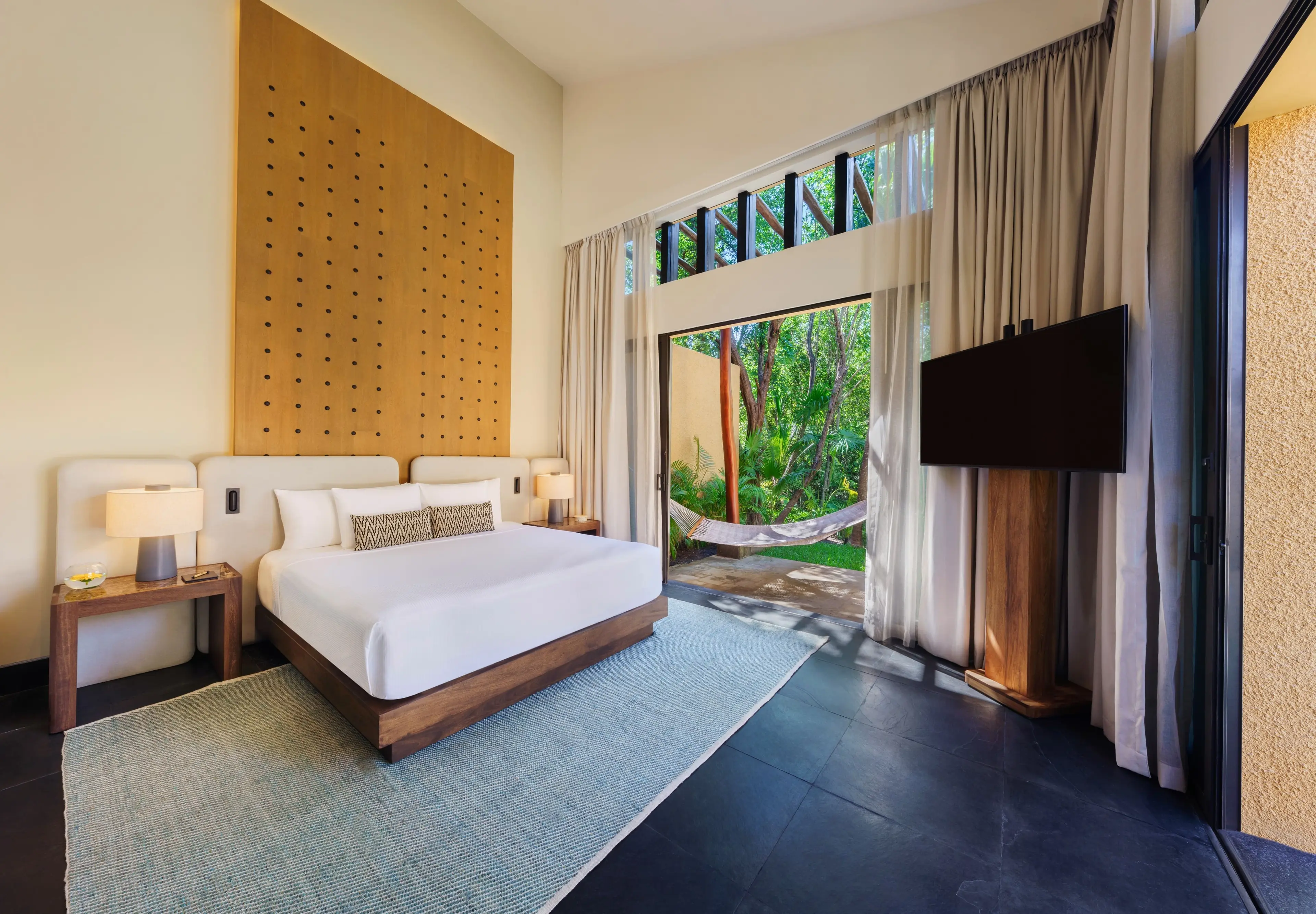 BTMXMY_DELUXE_POOL_VILLA_WITH_LIVING_ROOM_BEDROOM