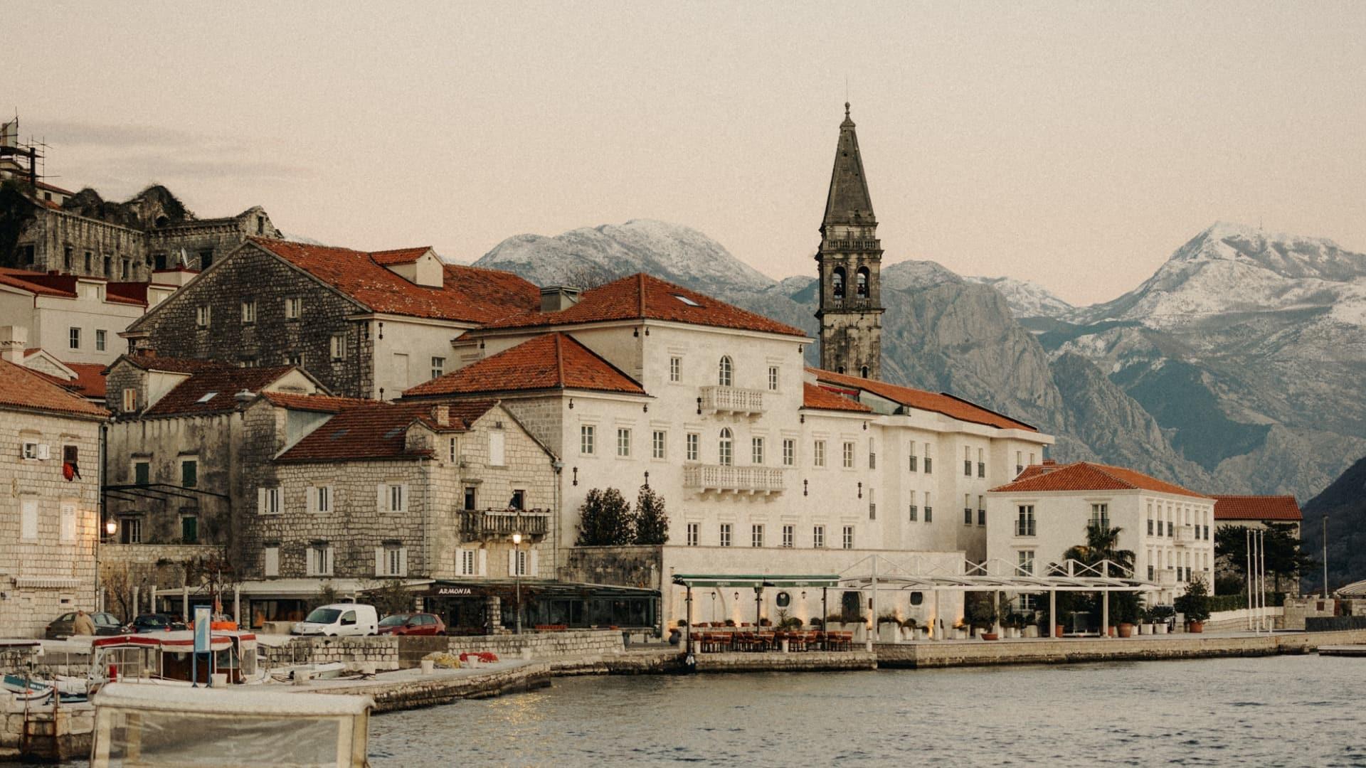 Montenegro Town