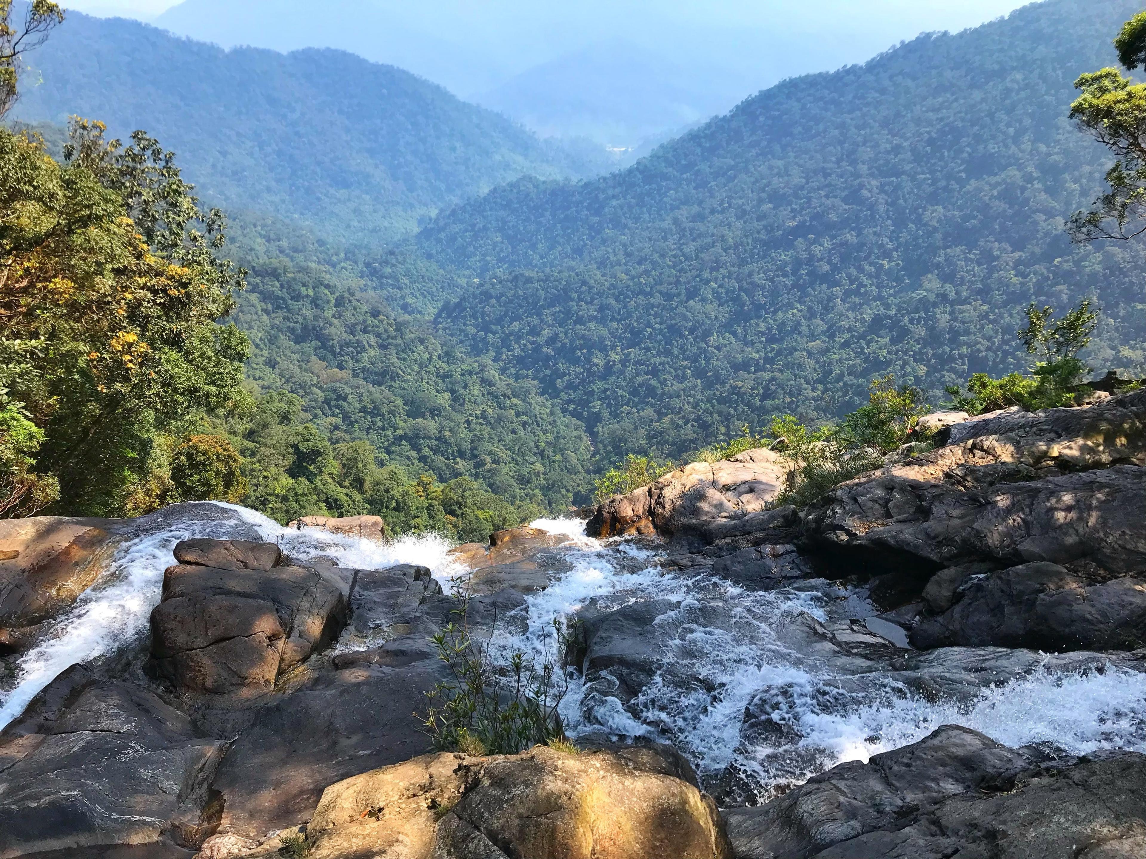 Do Quyen Waterfall