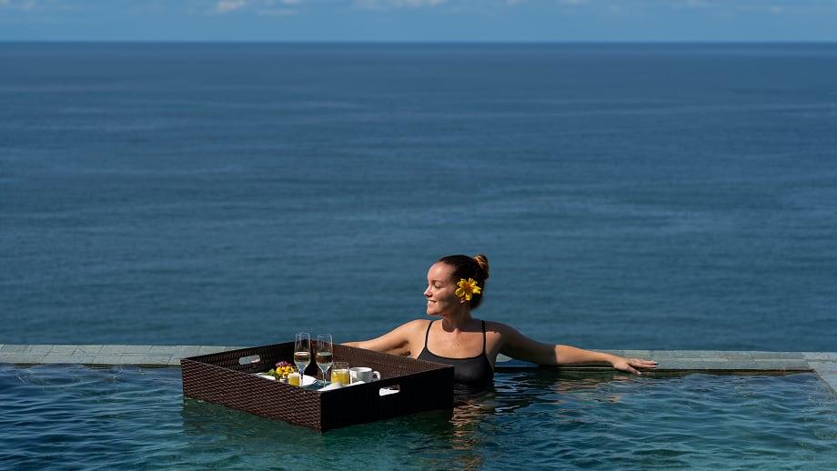 In villa dining floating breakfast Acapulco