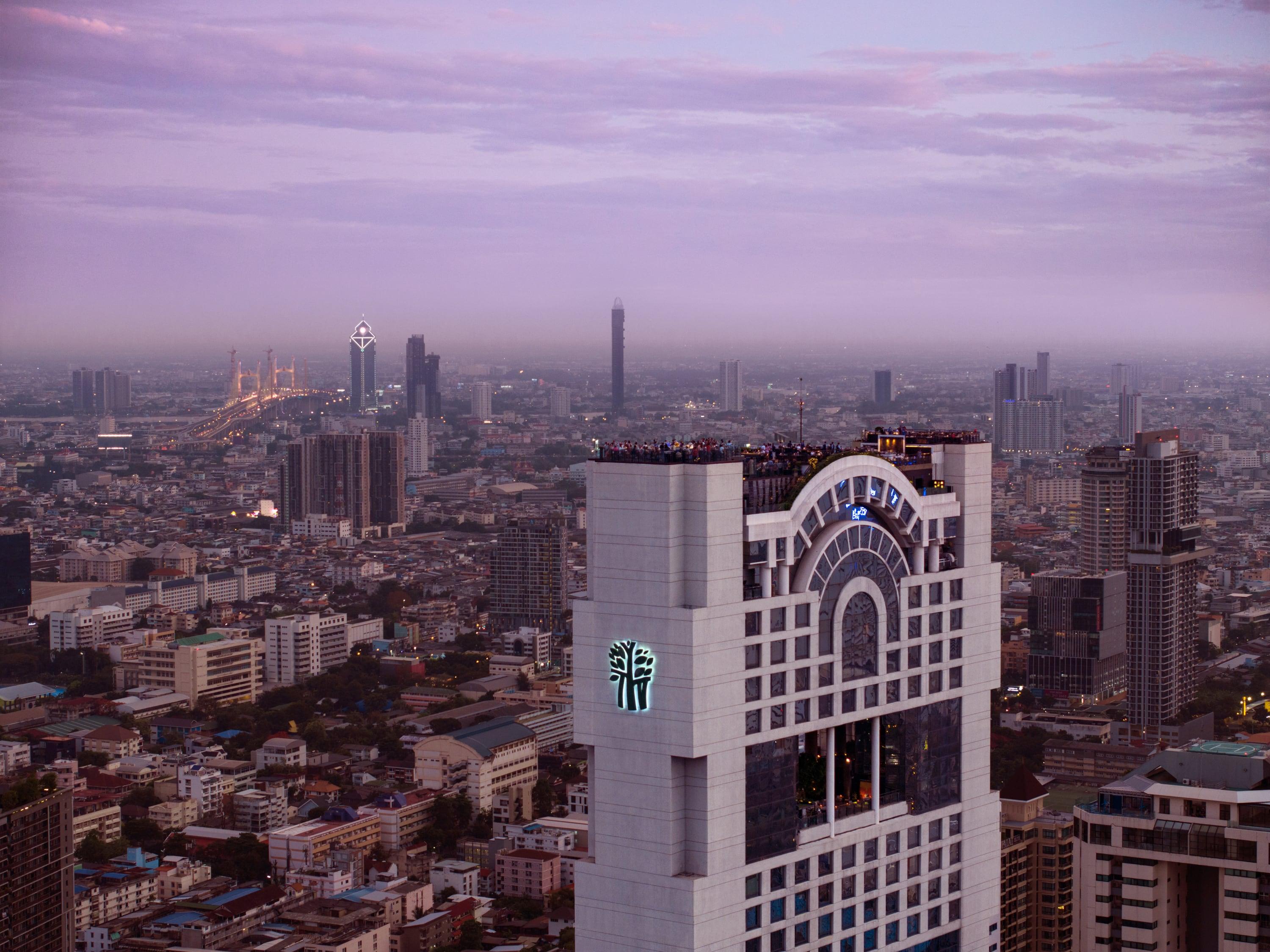 Banyan Tree Bangkok_Exterior Building Hero Shot