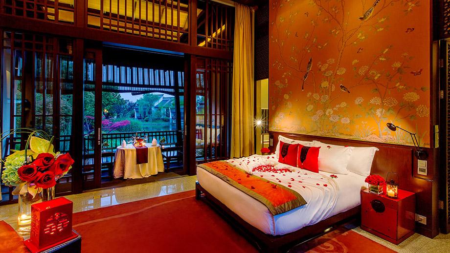 Banyan Tree China Hangzhou Accommodation - Premier Water View Villa - Romance Setup