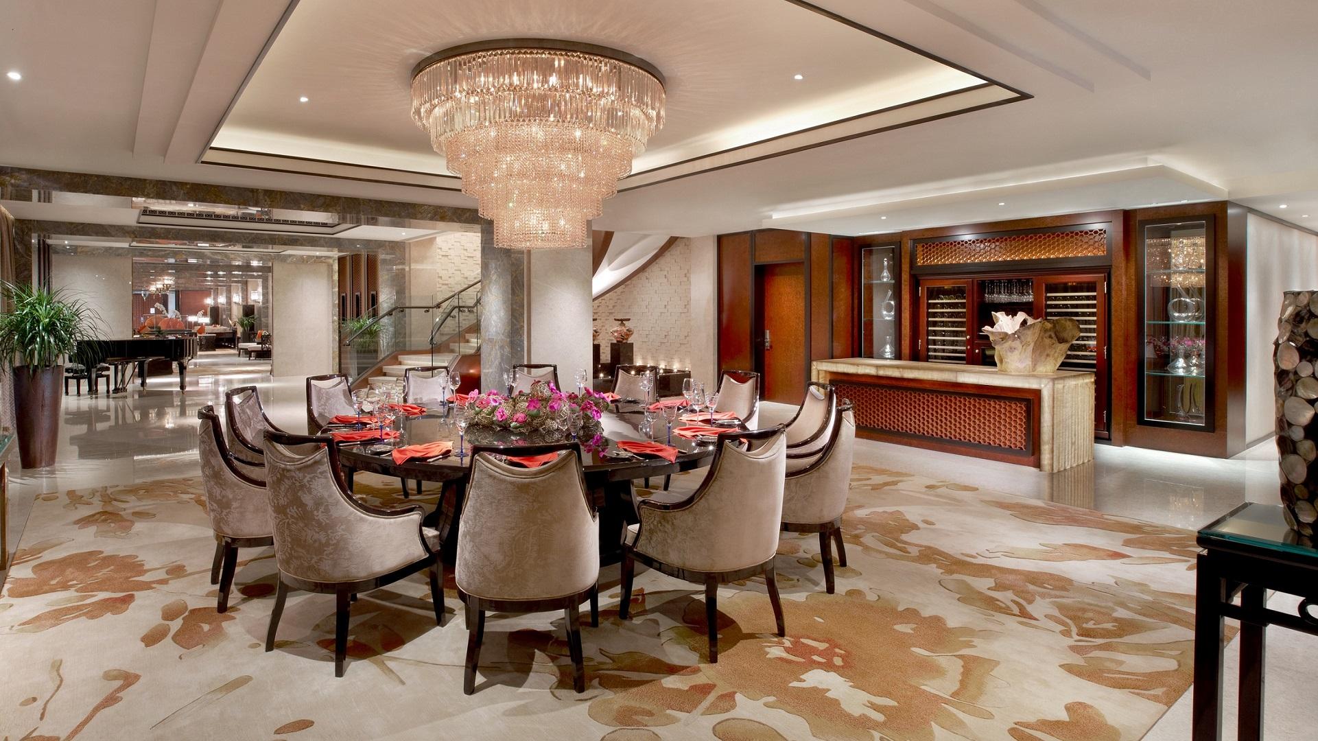 Banyan Tree Pool Villa & Luxury Resort in Macau