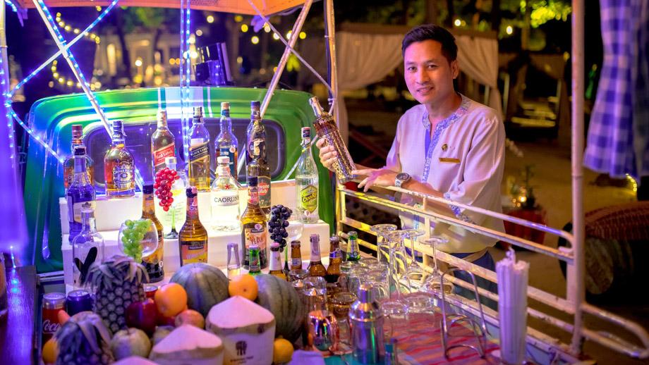 Banyan Tree Thailand Samui Dining - Beach Bar Unique Car Open Bar 