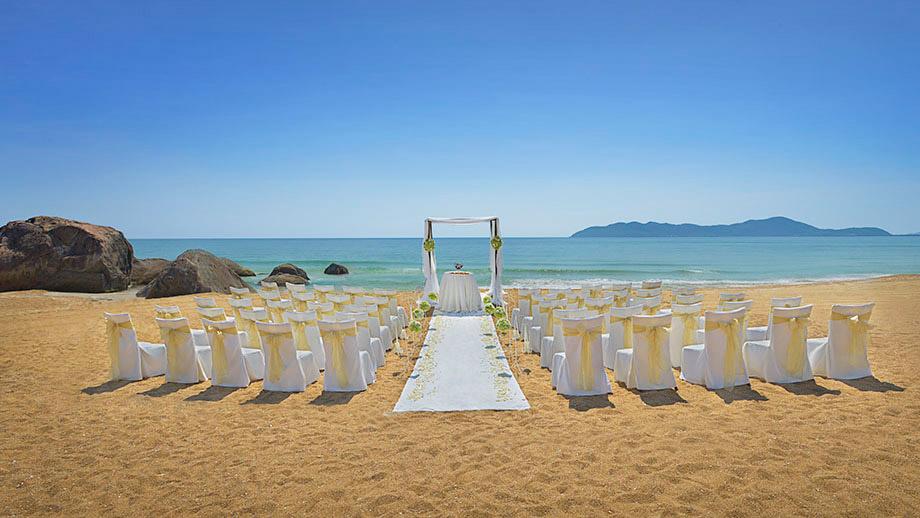 bt-langco-beach-wedding