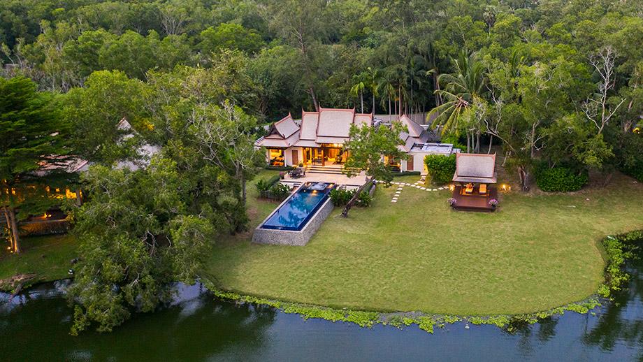 double-pool-villa-droneshot-lagoon.jpg