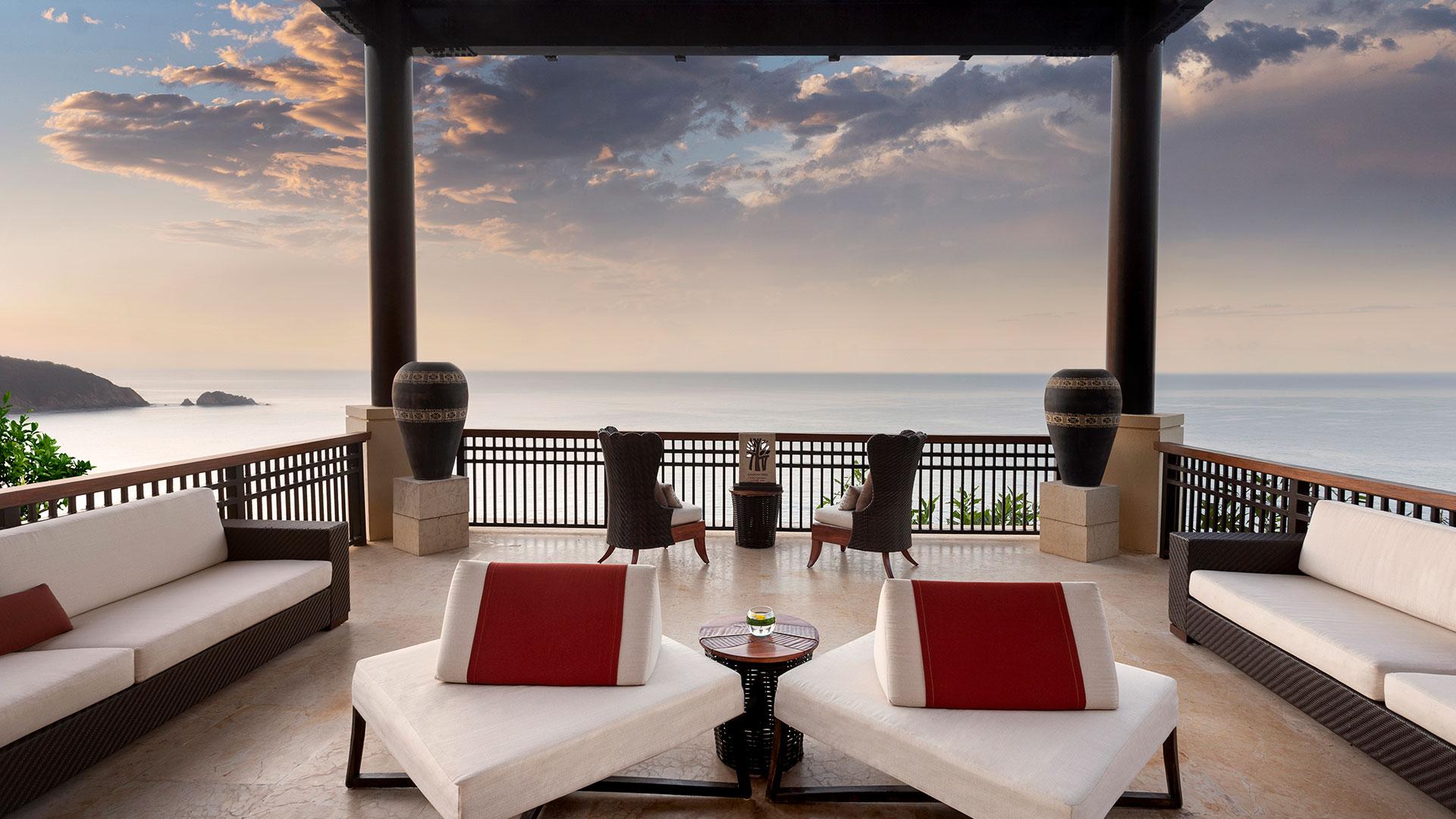 Acapulco Infinity Pool Resort Facilities Banyan Tree