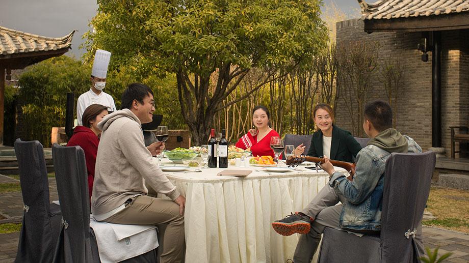 Banyan Tree China Lijiang Dining - In Villa Dining
