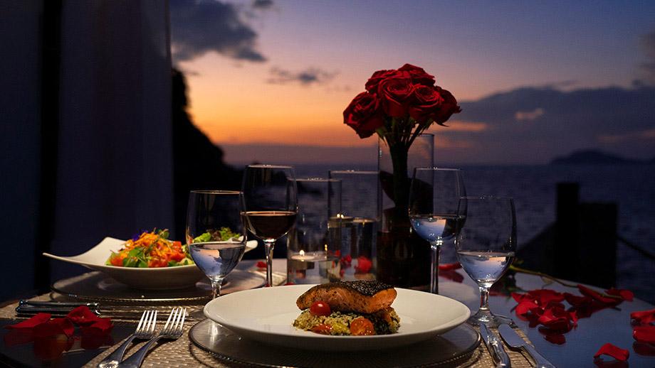 Banyan Tree Mexico Cabo Marques Dining - Destination Dining Sea And Stars Las Rocas Romantic Dinner
