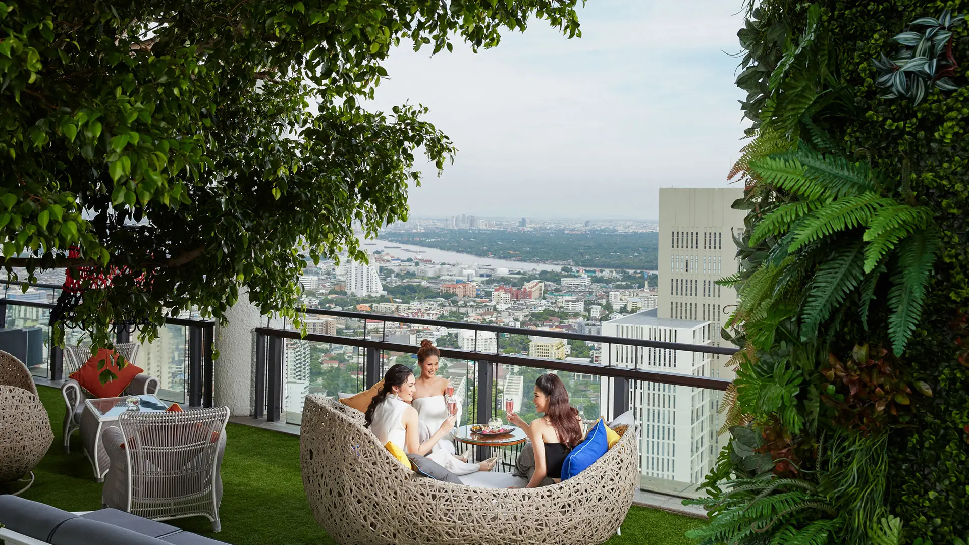 Banyan Tree Thailand Bangkok Dining - Saffron Sky Garden Deck Table