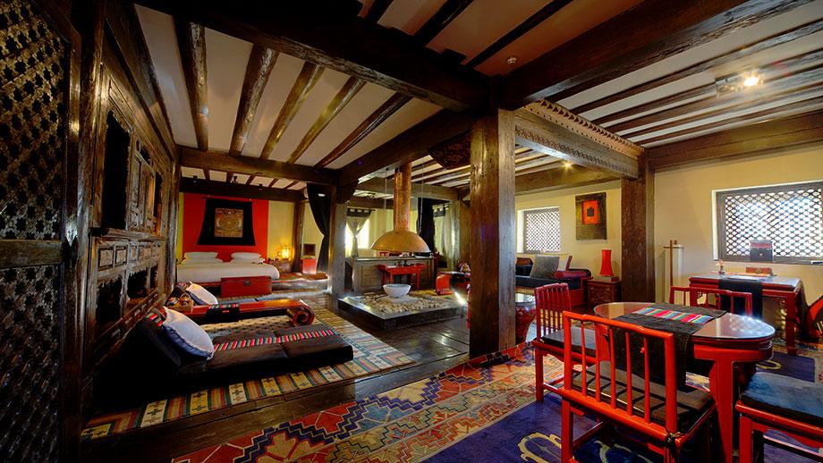 Banyan Tree China Ringha Accommodation - Two Bedroom Tibetan Lodge