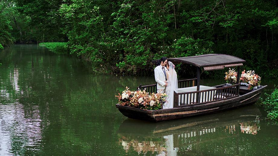 wedding_boat