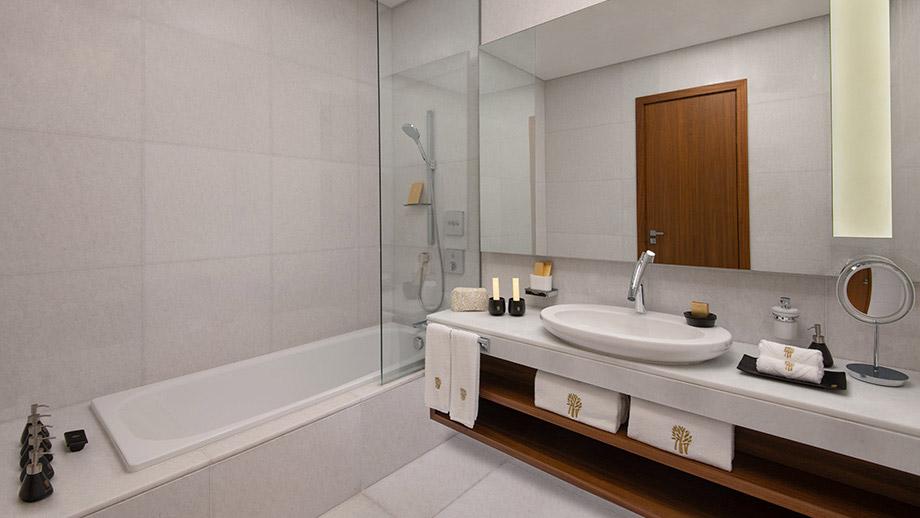 Banyan Tree Qatar Doha Accommodation - Four Bedroom Bliss Residence Bathroom
