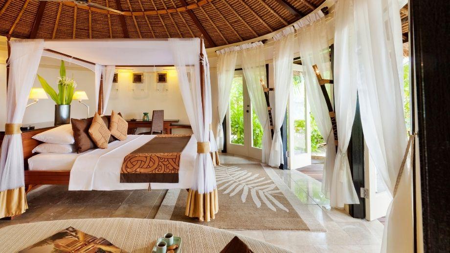 Banyan Tree Maldives Vabbinfaru Accommodation - Oceanview Pool Villa Bedroom