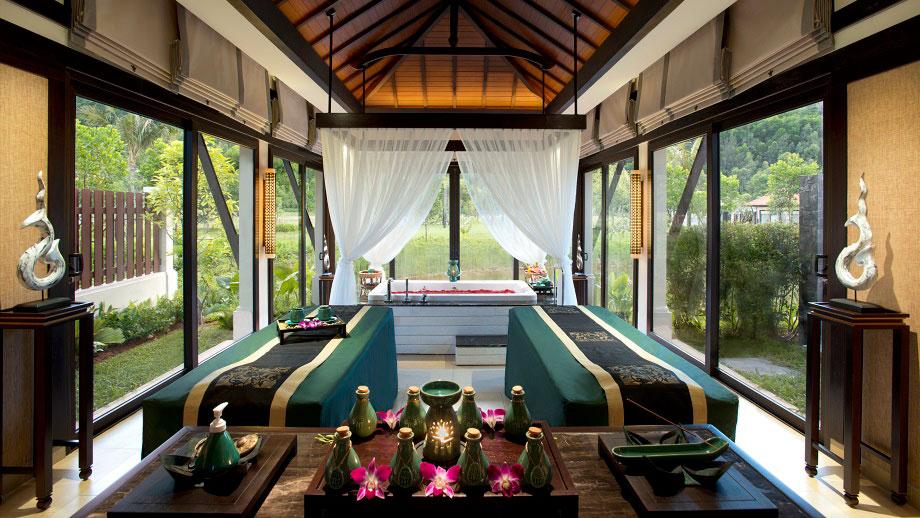 Luxury Spa Room Of Banyan Tree Lang Co Vietnam