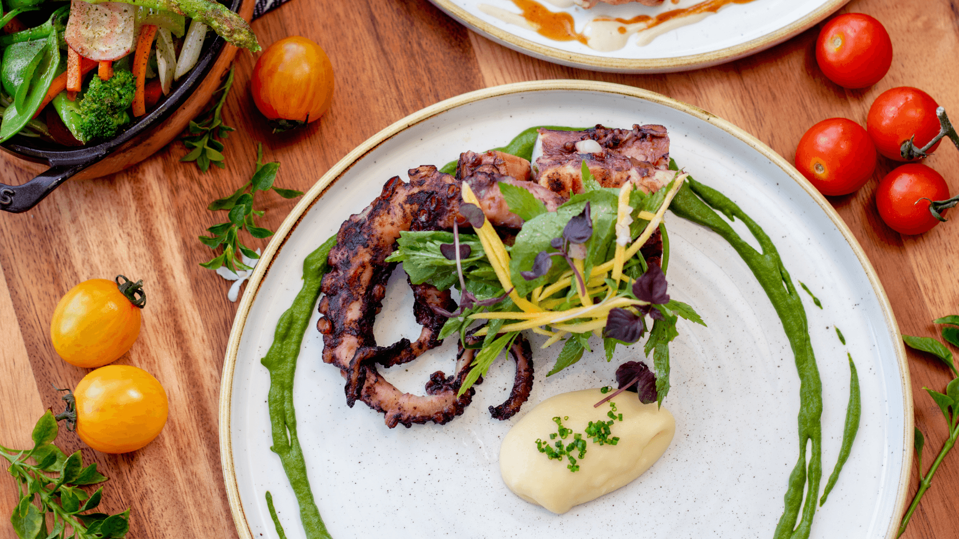 horizon-grill_west-african-octopus-tentacles