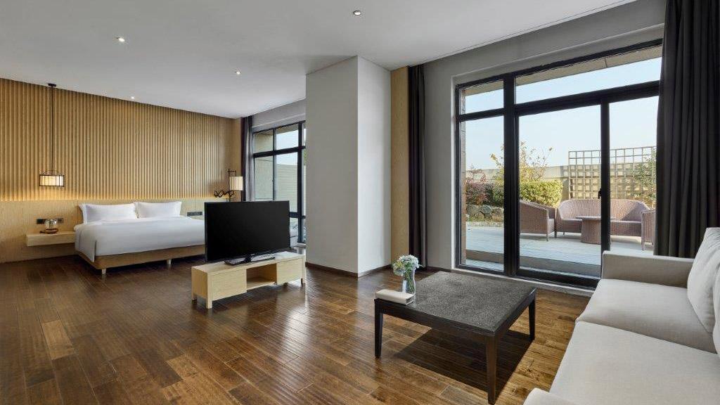garrya xian loft suite bedroom
