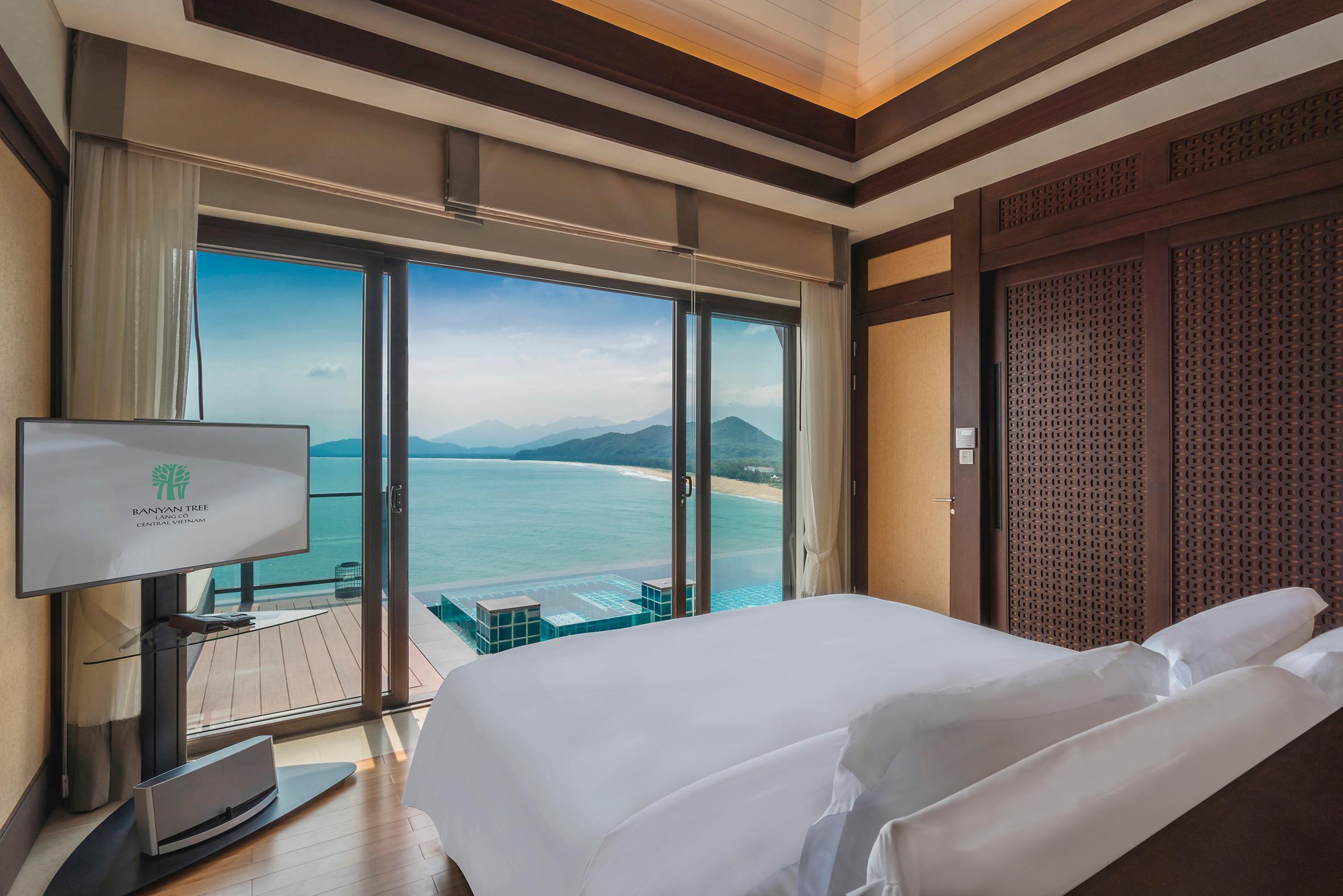 Master bedroom with oceanview