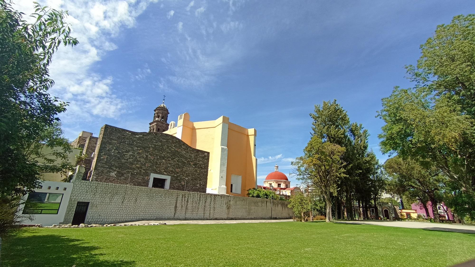 Puebla trinitarias garden