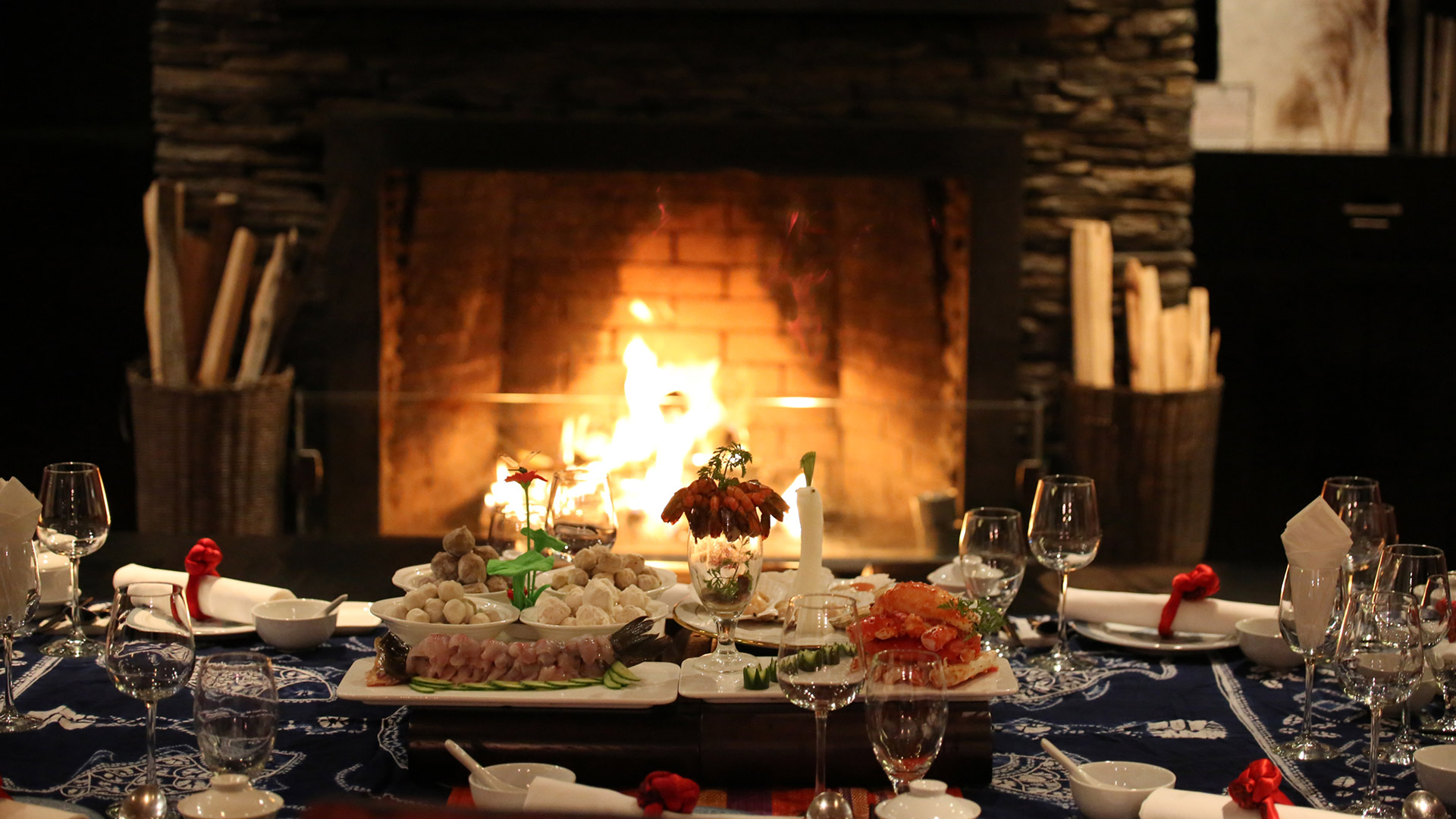 Traditional Yunnan Food Dining Banyan Tree