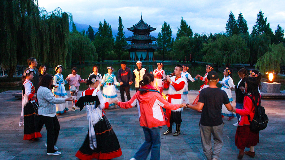 Banyan Tree China Lijiang Gallery - Naxi Bonfire