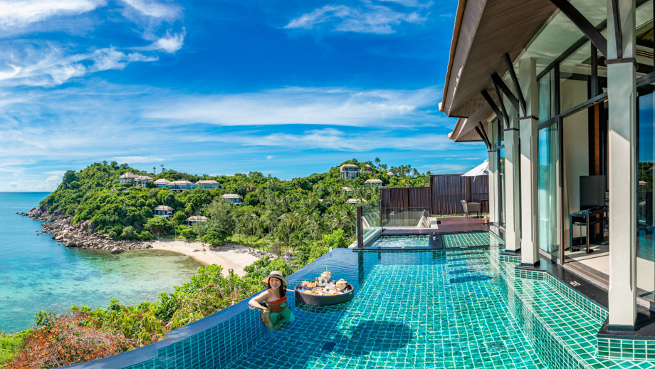 Banyan Tree Thailand Samui Dining - Floating Breakfast