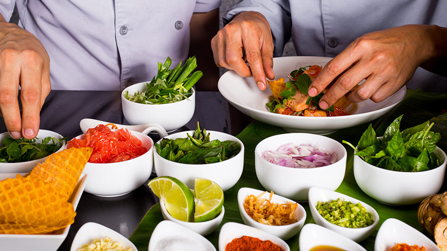 Banyan Tree Mexico Cabo Marques Gallery Master Cooking Class Thai