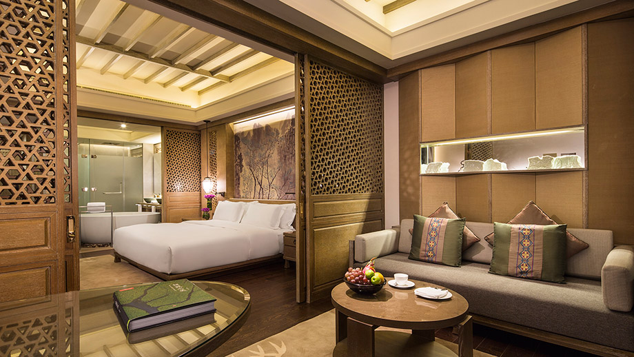 Banyan Tree China Yangshuo Accommodation - Pagoda Lake Suite King