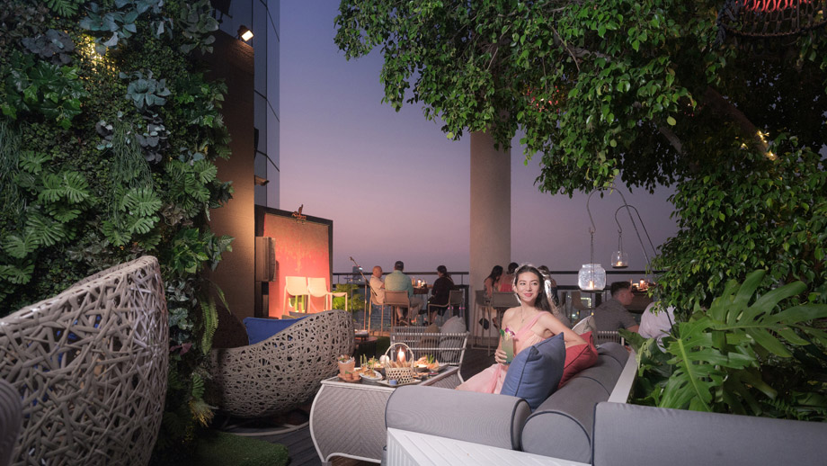 Banyan Tree Thailand Bangkok Dining - Saffron Sky Garden Dinner