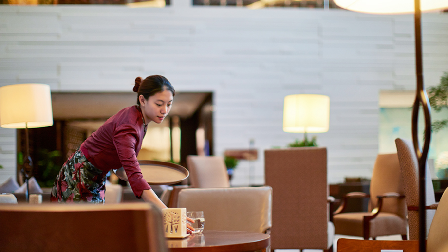 Lobby-Lounge_Service-a