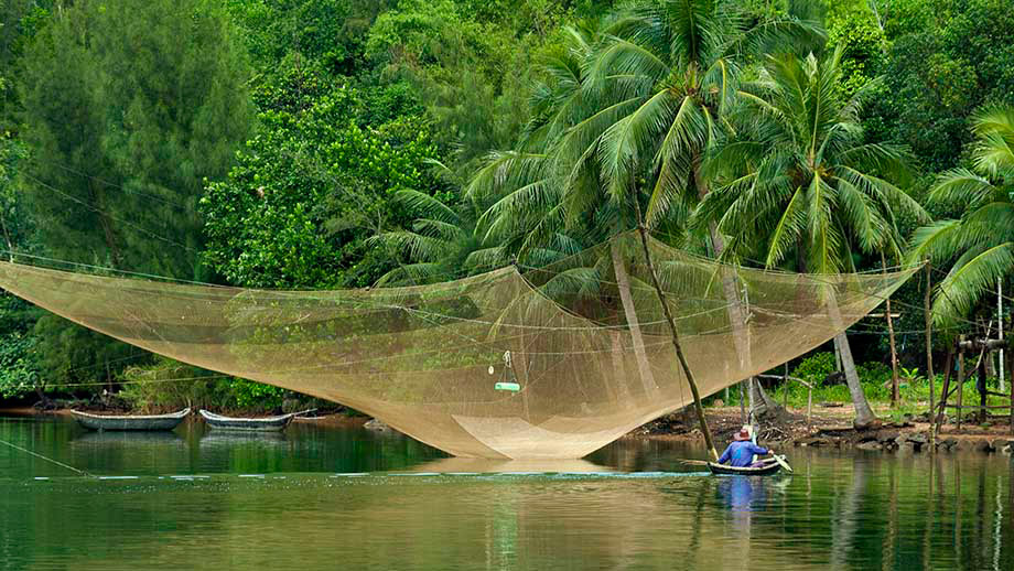 lang co fishin village