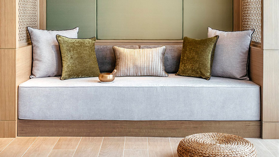 veya phuket living room