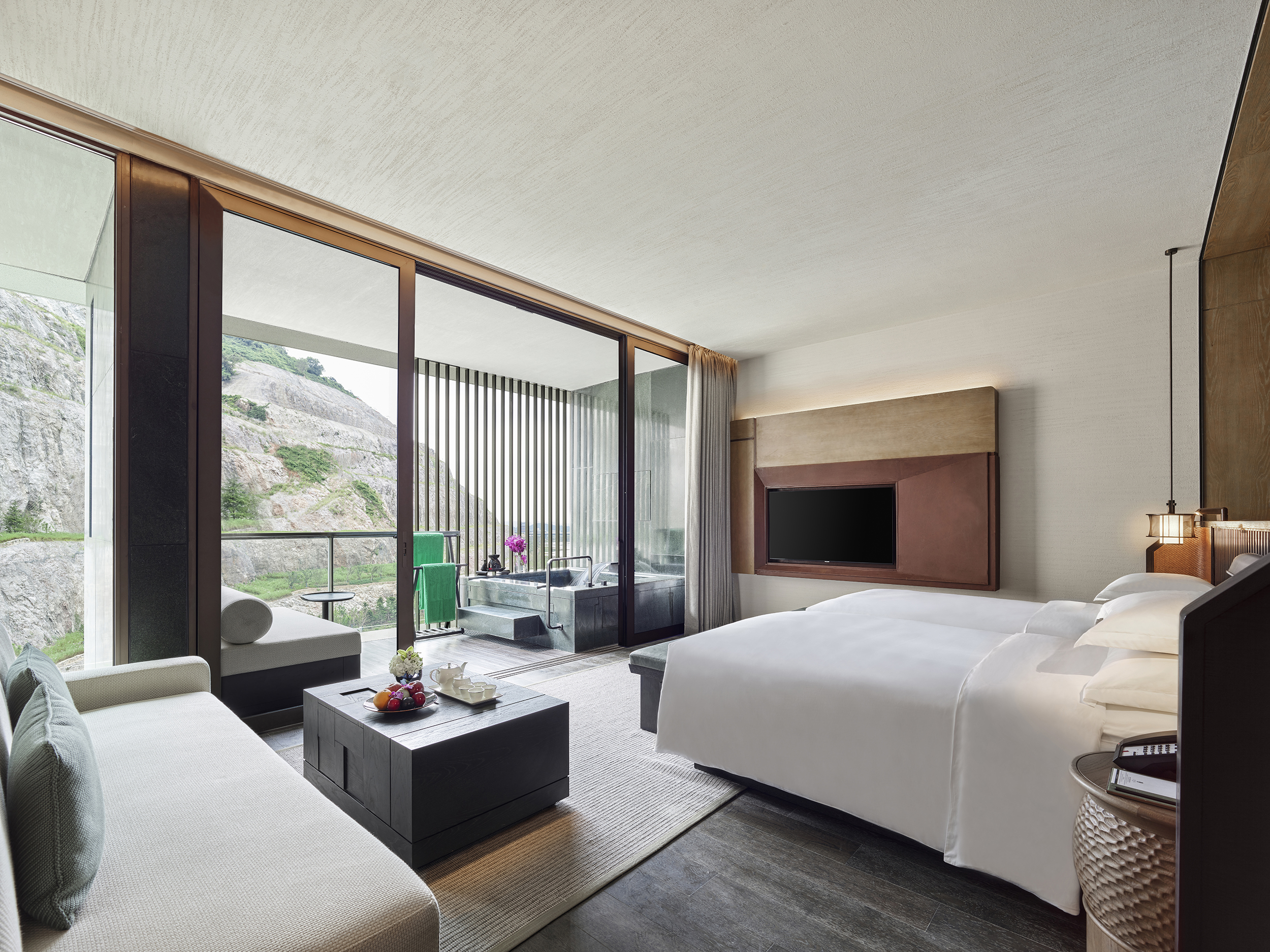 云池崖景双床房