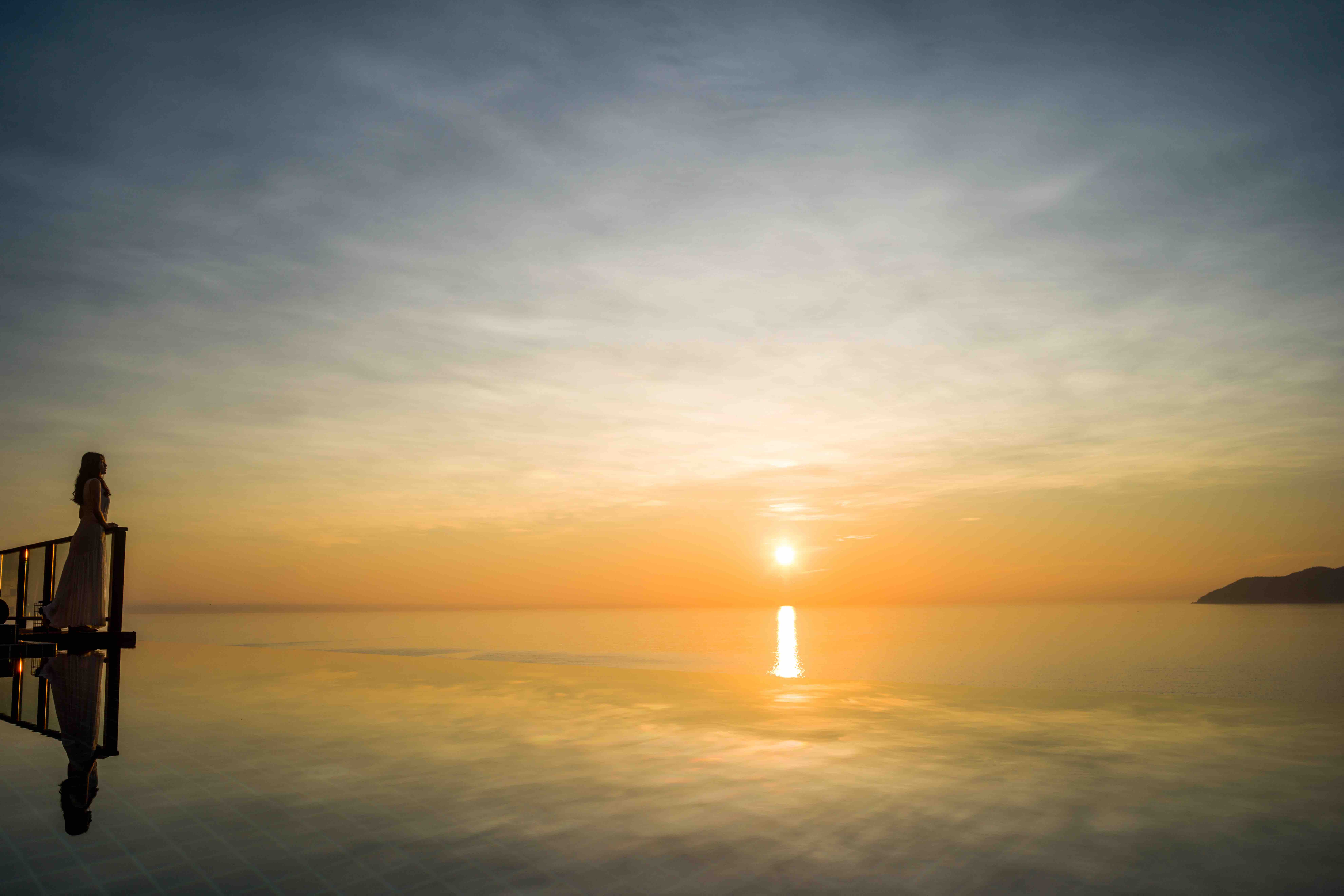 Sunrise at Hillside Seaview Pool Villa