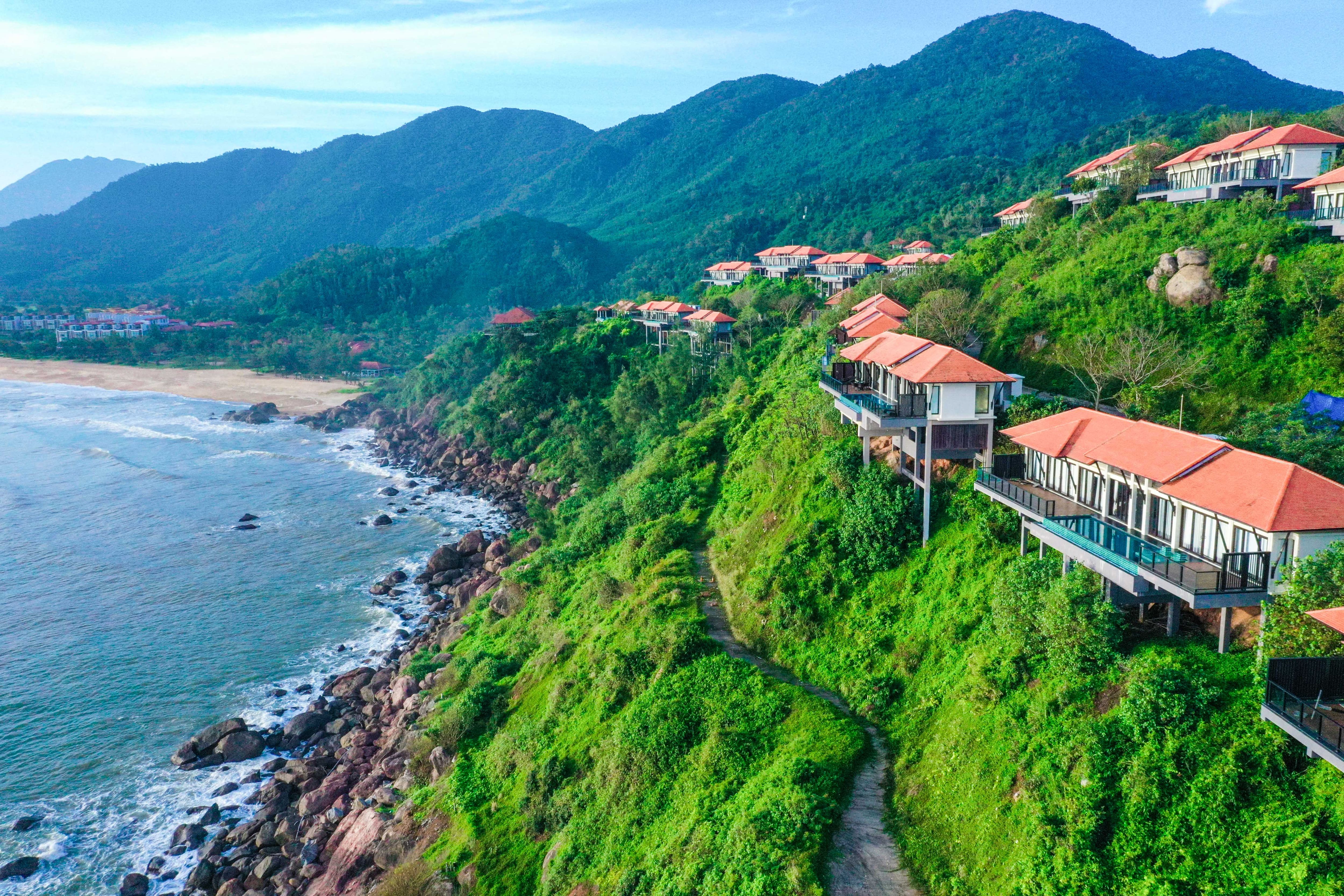 Luxury Resort In Lăng Cô Hue Vietnam | Banyan Tree Lang Co