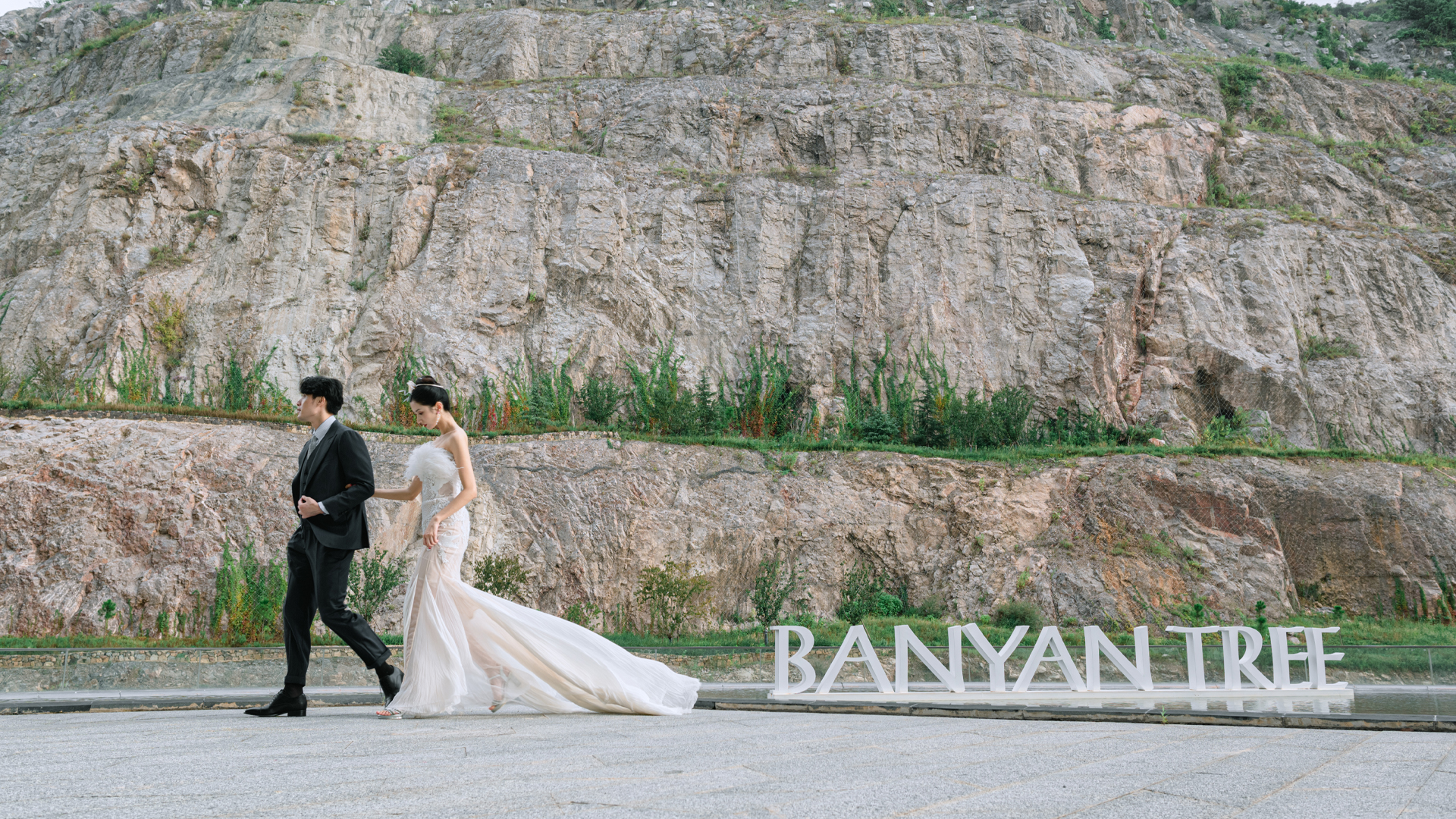 Weddings & Honeymoons