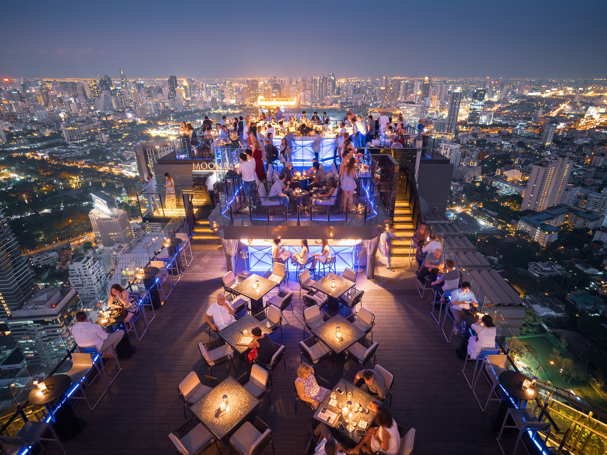 Banyan Tree Bangkok — photo 1