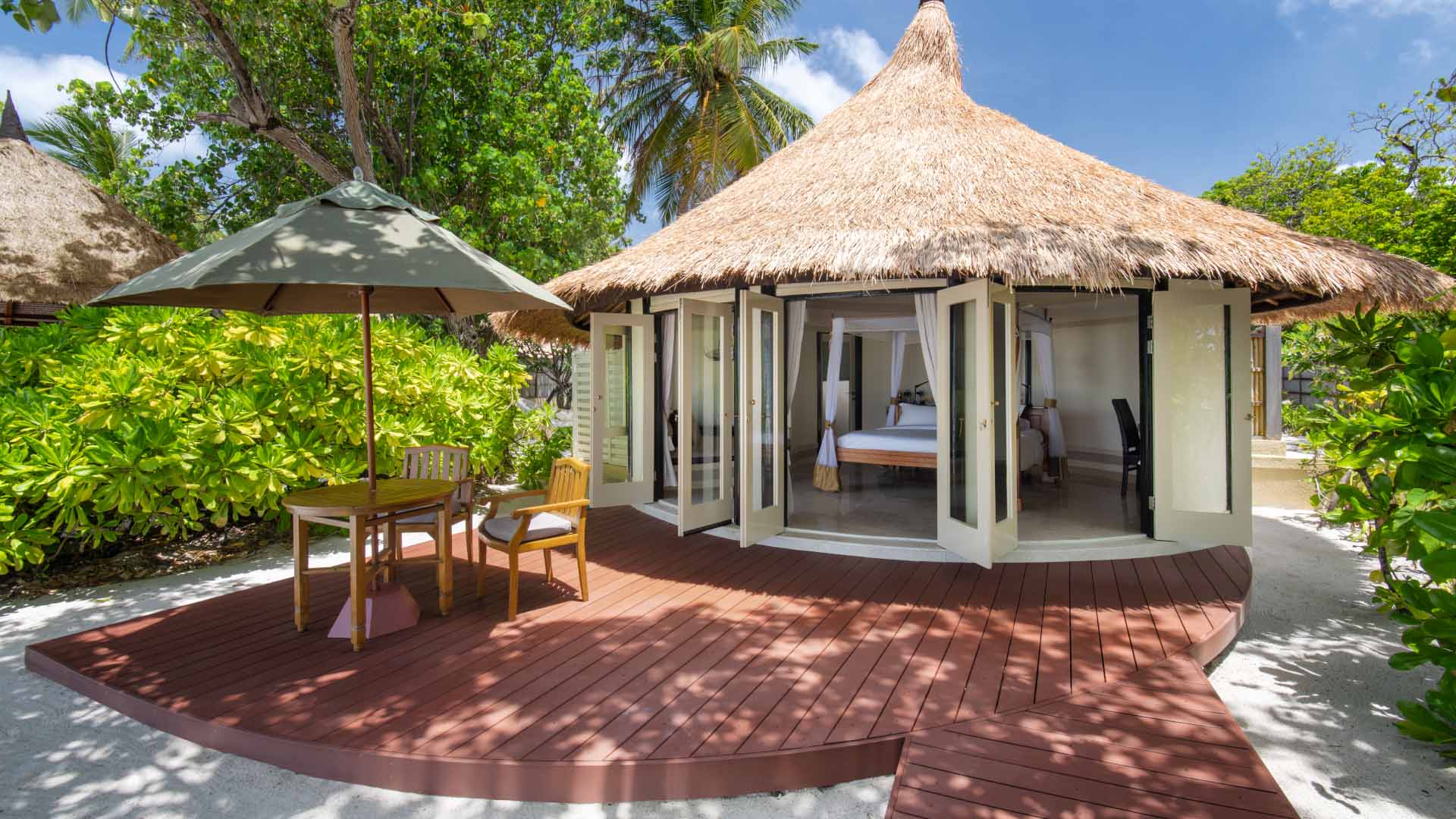 Beachfront Pool Villa Outdoor