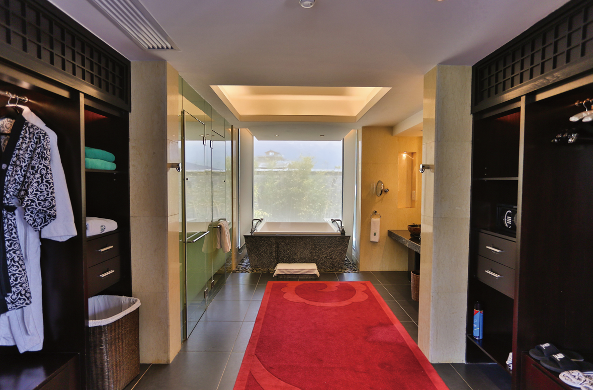 Two-Bedroom Mountain View Jet Pool Villa